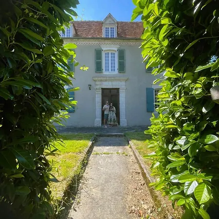 Manoir Maison Ma Valerie Guest house *
